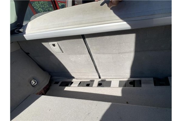 Recambio de asientos traseros para toyota prius (zvw30) 1.8 hybrid referencia OEM IAM 7150347050  