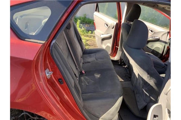 Recambio de asientos traseros para toyota prius (zvw30) 1.8 hybrid referencia OEM IAM 7150347050  