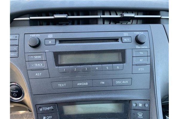 Recambio de autoradio para toyota prius (zvw30) 1.8 hybrid referencia OEM IAM 8612047340  