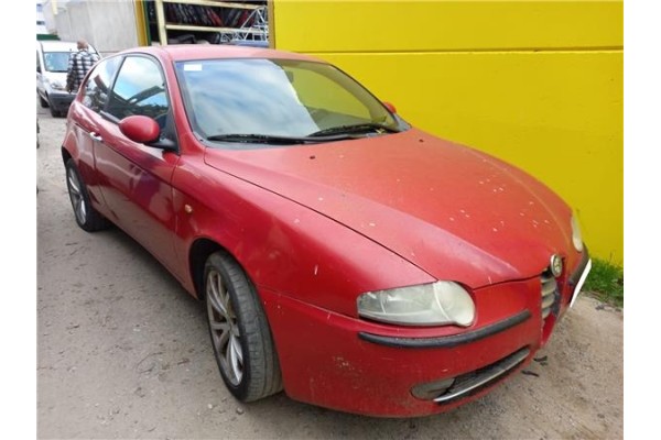 alfa romeo 147 (190) del año 2001