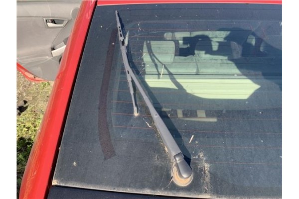 Recambio de brazo limpiaparabrisas trasero para toyota prius (zvw30) 1.8 hybrid referencia OEM IAM 8524147040  