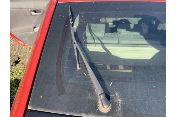 Recambio de brazo limpiaparabrisas trasero para toyota prius (zvw30) 1.8 hybrid referencia OEM IAM 8524147040  