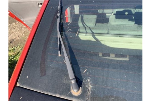 Recambio de brazo limpiaparabrisas trasero para toyota prius (zvw30) 1.8 hybrid referencia OEM IAM 8524147040  