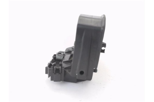 Recambio de cierre electromagnetico trasero derecho para bmw serie 1 berlina 5p (f20) 2.0 116d referencia OEM IAM 51227229460 A0