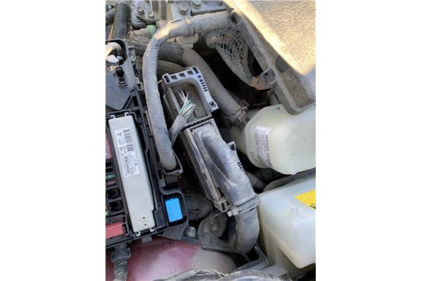 Recambio de centralita para toyota prius (zvw30) 1.8 hybrid referencia OEM IAM 8966147280 2753007394 