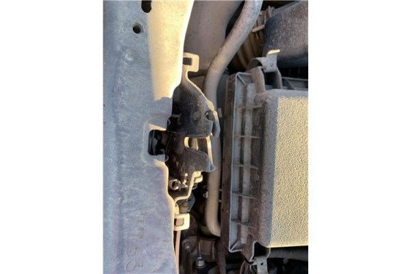 Recambio de cerradura capo para toyota prius (zvw30) 1.8 hybrid referencia OEM IAM 5351047090  