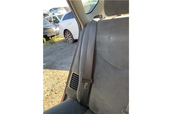 Recambio de cinturon seguridad trasero derecho para toyota prius (zvw30) 1.8 hybrid referencia OEM IAM 7336047060B0  