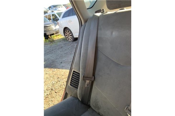 Recambio de cinturon seguridad trasero derecho para toyota prius (zvw30) 1.8 hybrid referencia OEM IAM 7336047060B0  