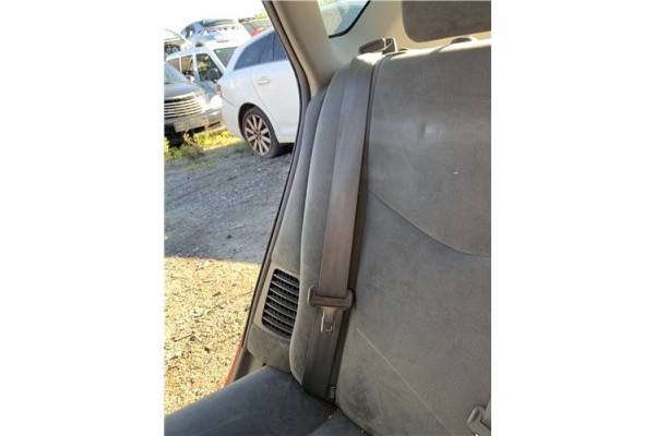Recambio de cinturon seguridad trasero derecho para toyota prius (zvw30) 1.8 hybrid referencia OEM IAM 7336047060B0  