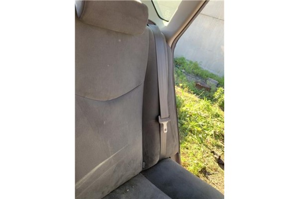 Recambio de cinturon seguridad trasero izquierdo para toyota prius (zvw30) 1.8 hybrid referencia OEM IAM 7336047060B0  