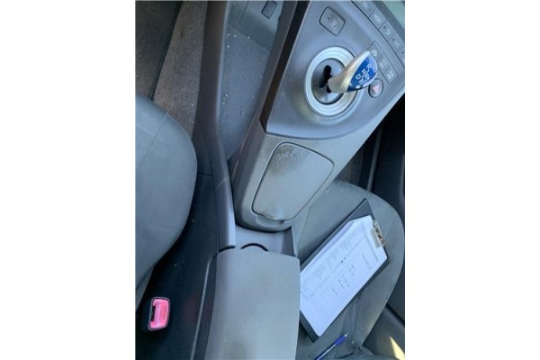 Recambio de consola para toyota prius (zvw30) 1.8 hybrid referencia OEM IAM 5890147090 5882347020 