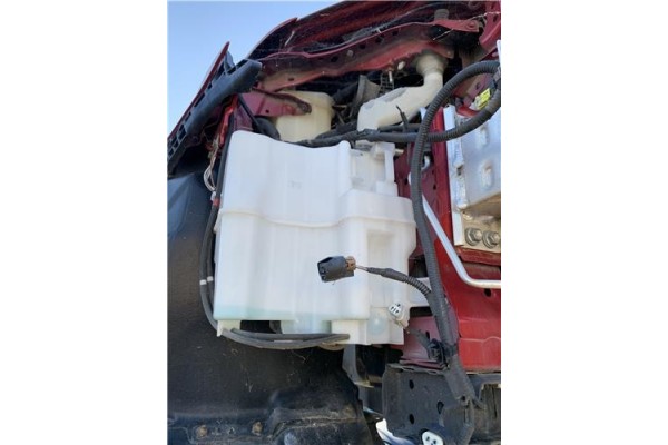 Recambio de deposito limpiaparabrisas para toyota prius (zvw30) 1.8 hybrid referencia OEM IAM 8531547140  