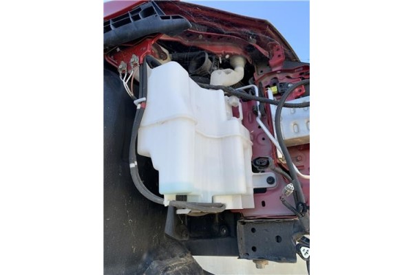 Recambio de deposito limpiaparabrisas para toyota prius (zvw30) 1.8 hybrid referencia OEM IAM 8531547140  