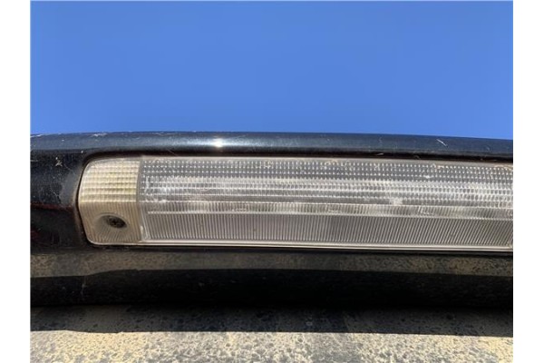 Recambio de luz central de freno para toyota prius (zvw30) 1.8 hybrid referencia OEM IAM 8157047051  