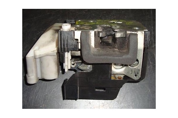 Recambio de cierre electromagnetico trasero izquierdo para fiat doblo i (119)(2001) 1.2 (223axa1a) referencia OEM IAM   