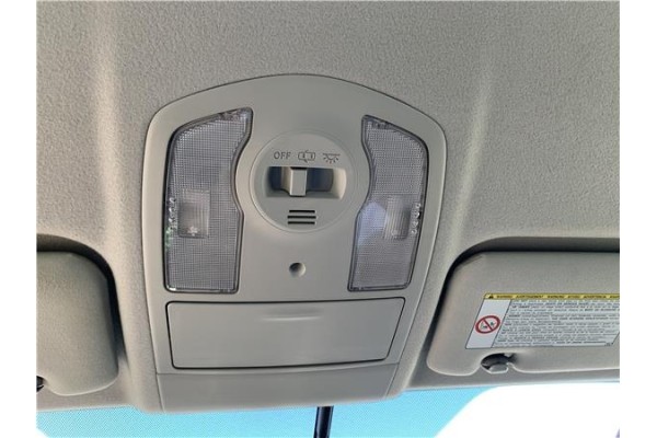 Recambio de luz delantero central techo para toyota prius (zvw30) 1.8 hybrid referencia OEM IAM 8126047150B0  