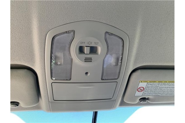 Recambio de luz delantero central techo para toyota prius (zvw30) 1.8 hybrid referencia OEM IAM 8126047150B0  