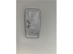 Recambio de luz trasero central techo para toyota prius (zvw30) 1.8 hybrid referencia OEM IAM 8124060060B0  