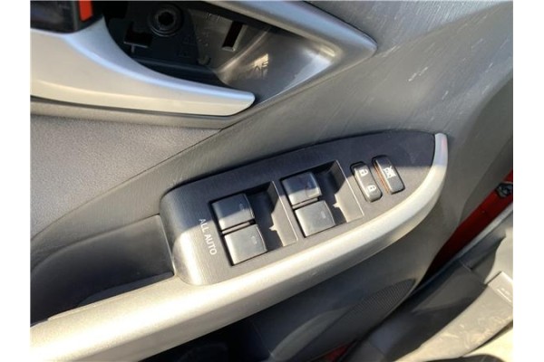 Recambio de mando elevalunas delantero izquierdo para toyota prius (zvw30) 1.8 hybrid referencia OEM IAM 8404033100 4,35E+102 