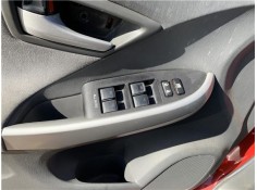 Recambio de mando elevalunas delantero izquierdo para toyota prius (zvw30) 1.8 hybrid referencia OEM IAM 8404033100 4,35E+102 