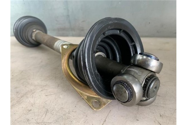 Recambio de palier delantero izquierdo para renault trafic ii furgón (fl) 2.5 dti referencia OEM IAM   