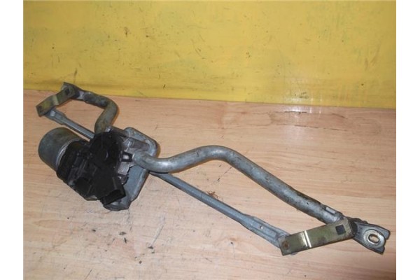 Recambio de motor limpiaparabrisas delantero para renault clio ii (xbo) 1.5d dci 80cv referencia OEM IAM  0390241535 