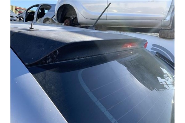 Recambio de aleron trasero para honda fr-v (be) 1.7 referencia OEM IAM 74900SJD003 34271SJD003 