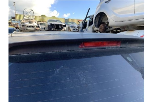 Recambio de aleron trasero para honda fr-v (be) 1.7 referencia OEM IAM 74900SJD003 34271SJD003 