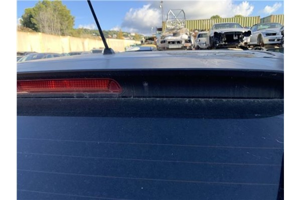 Recambio de aleron trasero para honda fr-v (be) 1.7 referencia OEM IAM 74900SJD003 34271SJD003 