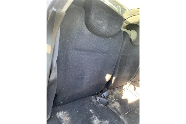 Recambio de asientos trasero derecho para honda fr-v (be) 1.7 referencia OEM IAM 82132SJDJ01ZA  