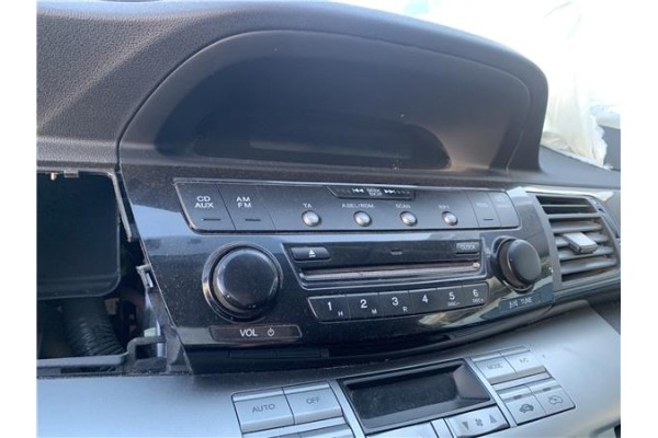 Recambio de autoradio para honda fr-v (be) 1.7 referencia OEM IAM 39100SJDE01ZA  