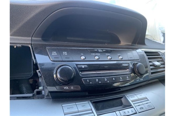 Recambio de autoradio para honda fr-v (be) 1.7 referencia OEM IAM 39100SJDE01ZA  
