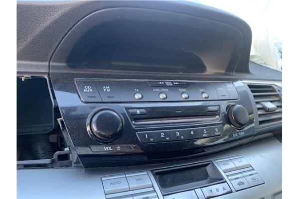 Recambio de autoradio para honda fr-v (be) 1.7 referencia OEM IAM 39100SJDE01ZA  