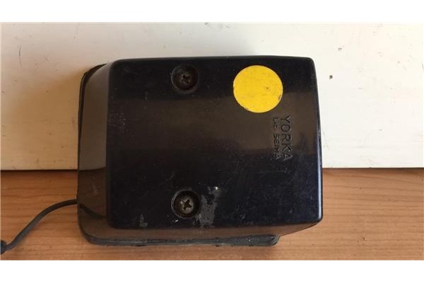 Recambio de piloto matricula para renault r 5 (r12) 0.9 básico / l (r 1221) referencia OEM IAM 4012   Recambio de piloto matricula para renault r 5 (r12) 0.9 básico / l (r 1221) referencia OEM IAM 4012