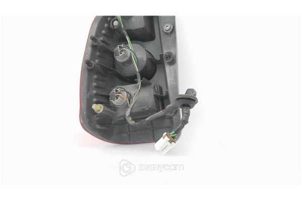 Recambio de piloto trasero derecho para mitsubishi space star (dg0) 1.9 1900 di-d plus referencia OEM IAM MR990990  