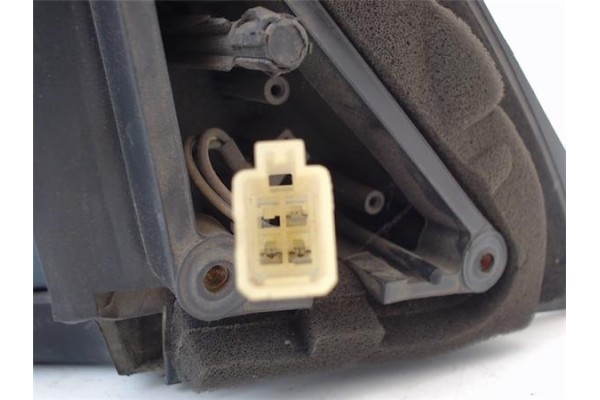 Recambio de retrovisor electrico izquierdo para kia shuma (1997) 1.5 i 16v referencia OEM IAM E13010133  