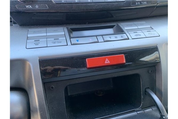 Recambio de interruptor luces emergencia para honda fr-v (be) 1.7 referencia OEM IAM 35510SJD003  