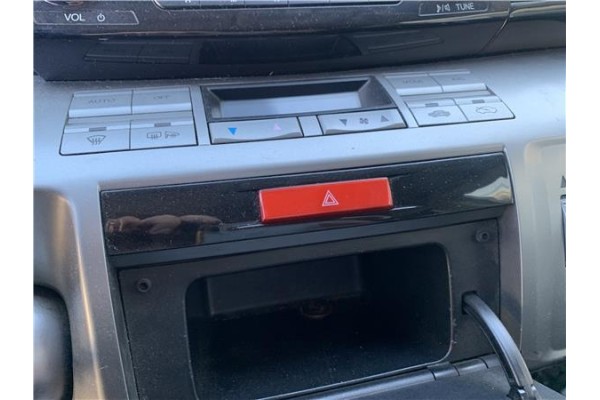 Recambio de interruptor luces emergencia para honda fr-v (be) 1.7 referencia OEM IAM 35510SJD003  