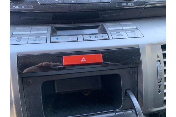 Recambio de interruptor luces emergencia para honda fr-v (be) 1.7 referencia OEM IAM 35510SJD003  