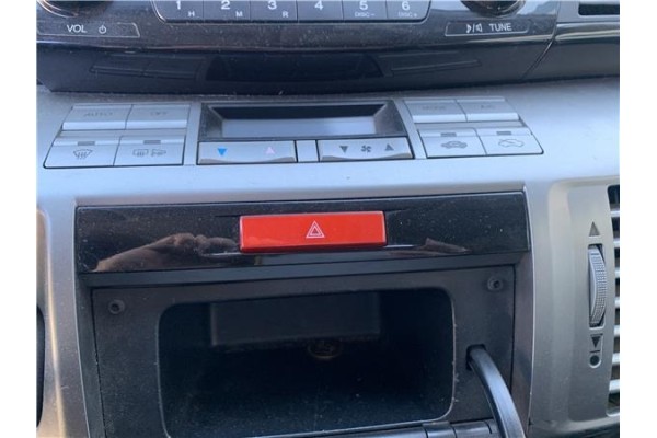 Recambio de interruptor luces emergencia para honda fr-v (be) 1.7 referencia OEM IAM 35510SJD003  