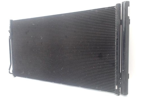 Recambio de radiador aire acondicionado para land rover discovery sport 2.0 basis fwd referencia OEM IAM LR023921  