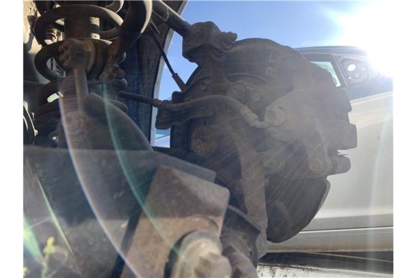 Recambio de mangueta trasero derecha para honda fr-v (be) 1.7 referencia OEM IAM 52210SJF000  