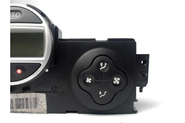 Recambio de mandos climatizador para renault scenic ii (jm) 1.5 dci (jm1f) referencia OEM IAM 7701208975  