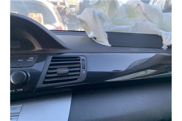 Recambio de rejilla entrada de aire para honda fr-v (be) 1.7 referencia OEM IAM 77630SJDG01ZD  