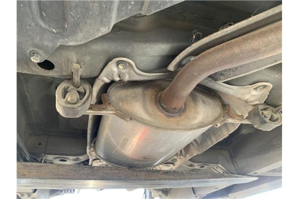 Recambio de tubo escape central para honda fr-v (be) 1.7 referencia OEM IAM 18220SJD013 18160PSAG01 