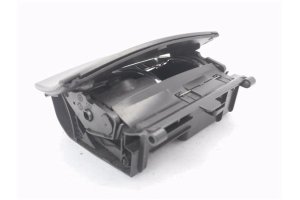 Recambio de cenicero para mercedes-benz clase c (bm 203) sportcoupe 1.8 c 200 compressor (203.742) referencia OEM IAM A203680525