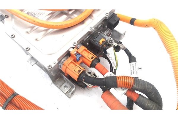 Recambio de convertidor para peugeot 3008 1.6 pure tech referencia OEM IAM A6MC60  