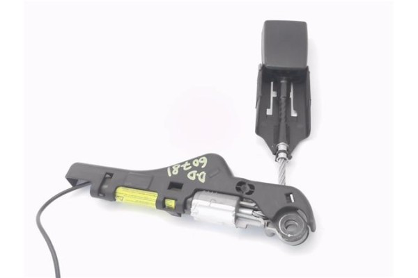 Recambio de anclaje cinturon delantero derecho para citroen c3 1.4 i referencia OEM IAM 9639873877 TRW33022955 