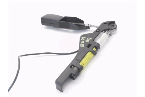 Recambio de anclaje cinturon delantero derecho para citroen c3 1.4 i referencia OEM IAM 9639873877 TRW33022955 