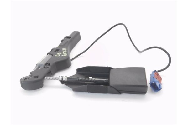 Recambio de anclaje cinturon delantero derecho para citroen c3 1.4 i referencia OEM IAM 9639873877 TRW33022955 